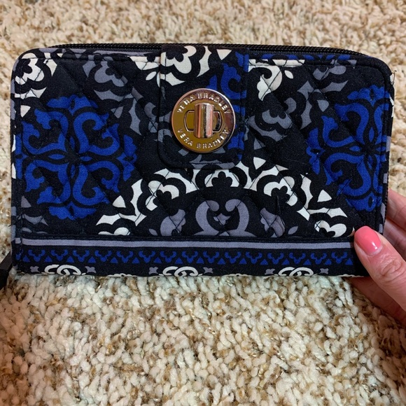 Wallet - Picture 1 of 3